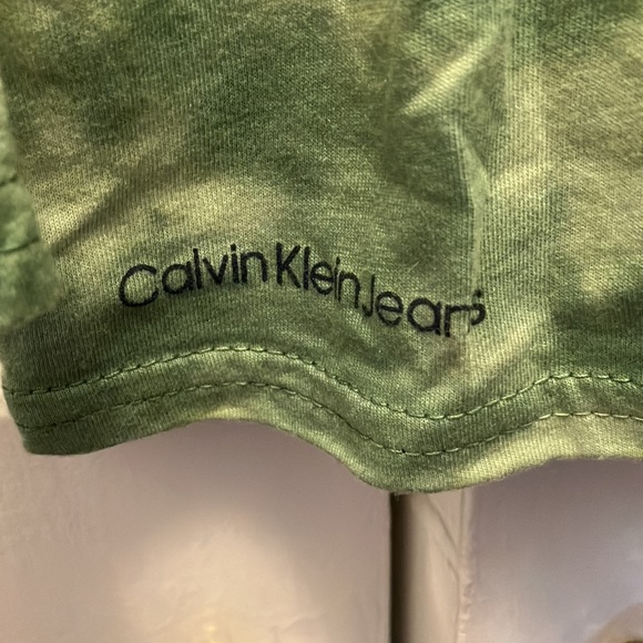 NWT Beautiful Calvin Klein Textured Tie Dye Top, size 1X - Picture 2 of 4